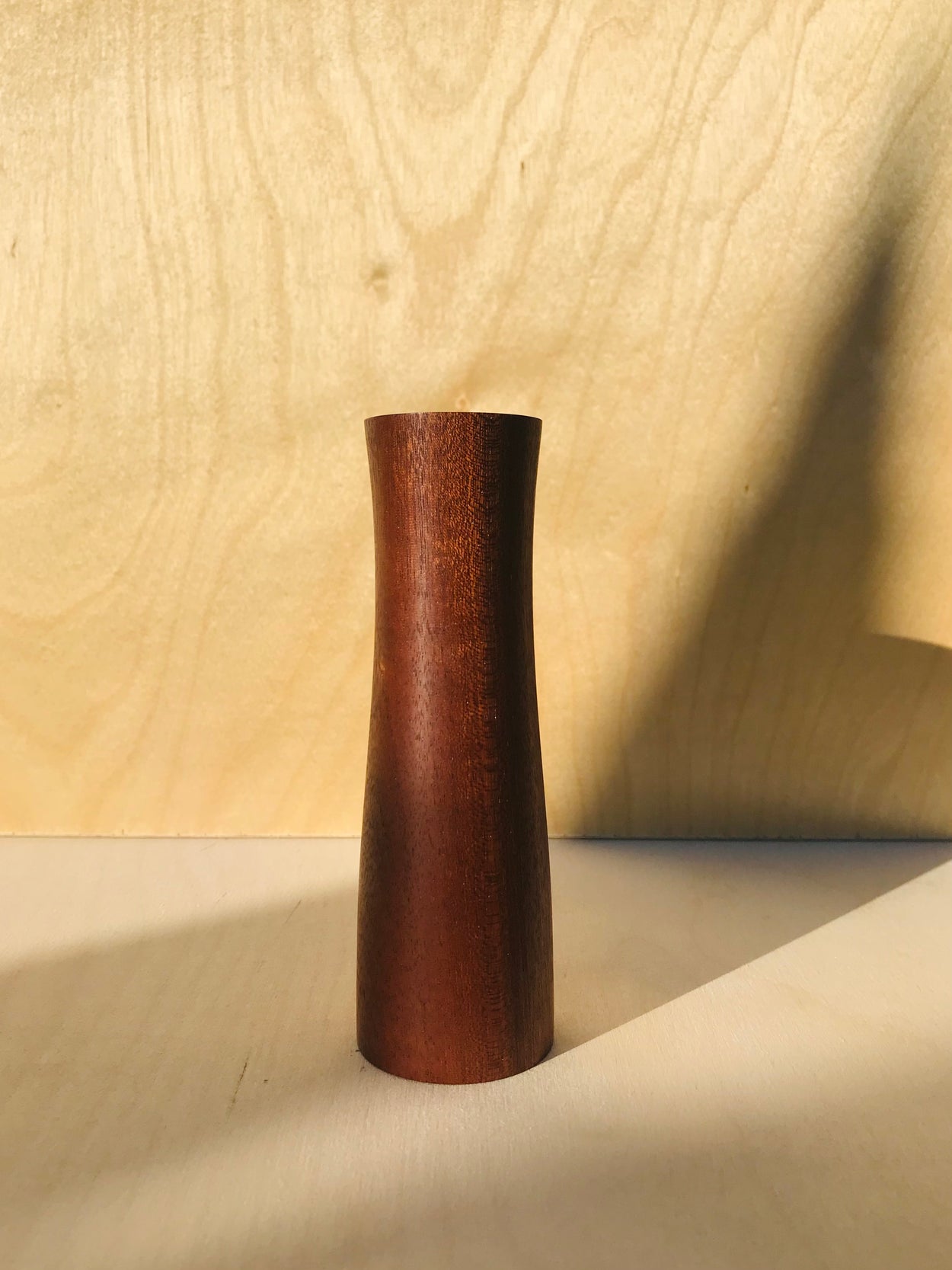 DELGADO WOOD BUD VASE - PETIT | AFRICAN SAPELE